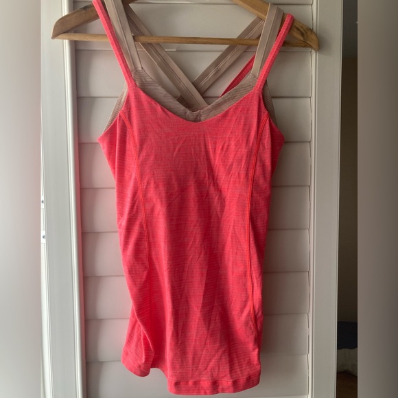 Lululemon Run For Gold Tank Size 6 - Picture 4 of 10